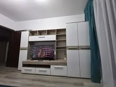 Garsoniera de inchiriere Sector 5 Bucuresti living televizor